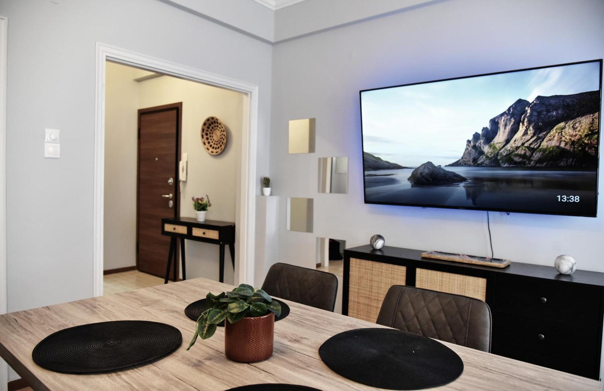 Kipseli New Modern & Cozy 65Tv Netflix Leilighet Athen Eksteriør bilde