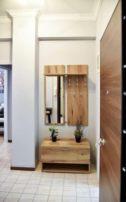 Kipseli New Modern & Cozy 65Tv Netflix Leilighet Athen Eksteriør bilde